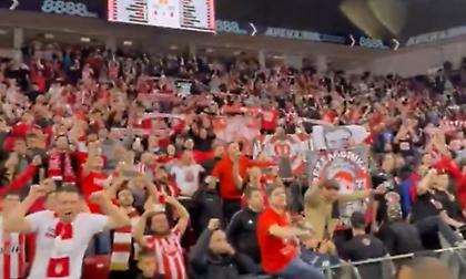 «Παίκτες και κόσμος σαν ένα»: Η ερυθρόλευκη καλημέρα με τους πανηγυρισμούς από τη Σόφια