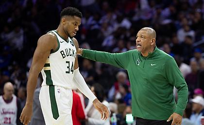 Ντοκ Ρίβερς: «Αν δεν κάνουμε κάτι καλύτερο με τους Μπακς, ο Αντετοκούνμπο θα κοιτάξει αλλού»