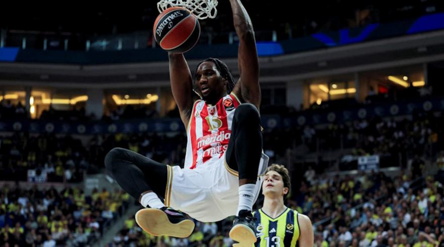 Ανανέωσε έως το 2028 με τον Ιζούντου ο Ερυθρός Αστέρας