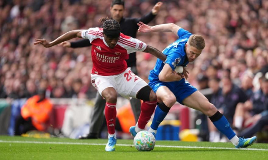 Άρσεναλ-Μπόρνμουθ 1-2