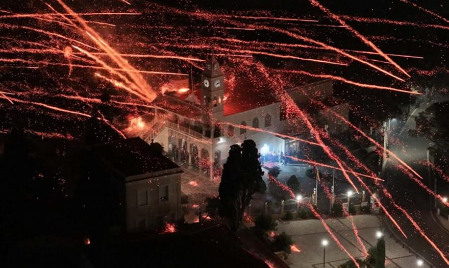 Χίος: Μάγεψε και πάλι ο ρουκετοπόλεμος στο Βροντάδο