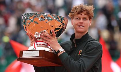 «Καθάρισε» τον Αλκαράθ στον τελικό του Μόντε Κάρλο και ανέβηκε ξανά στο Νο1 του κόσμου ο Σίνερ