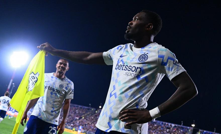 Επικό ματς στο Κόμο, τεράστια ανατροπή... τίτλου για την Ίντερ με θρίλερ στο φινάλε!