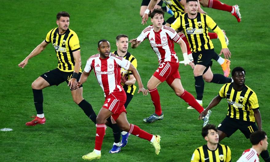 Νικολακόπουλος: «Ο Ολυμπιακός μαζεύει τα κομμάτιά του ενόψει Παναθηναϊκού, η συγκυρία με Γιάρεμτσουκ-Στρεφέτσα»