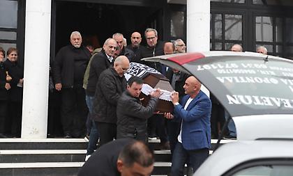 Το τελευταίο «αντίο» στον Στέφανο Μπορμπόκη