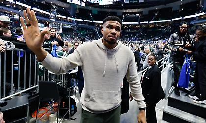 «Καρφιά» Αντετοκούνμπο για Μπακς: «Ασέβεια απέναντί μου, δεν υπήρχε επικοινωνία-Δεν ξέρω αν θα μείνω»