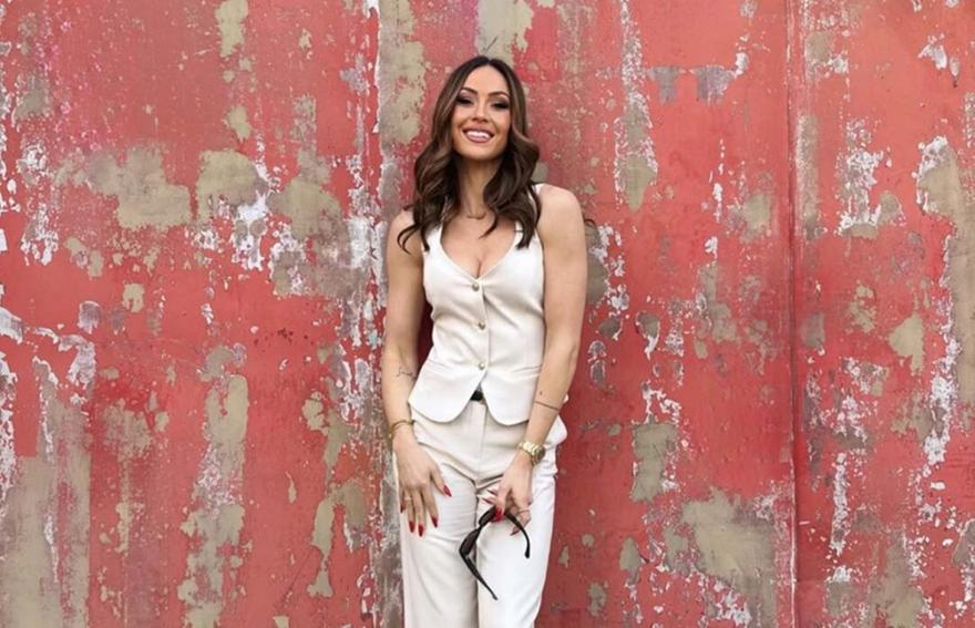 Δώρα Παντέλη: Το πιο fun «Instagram VS Reality» από το ταξίδι στην Πάρο