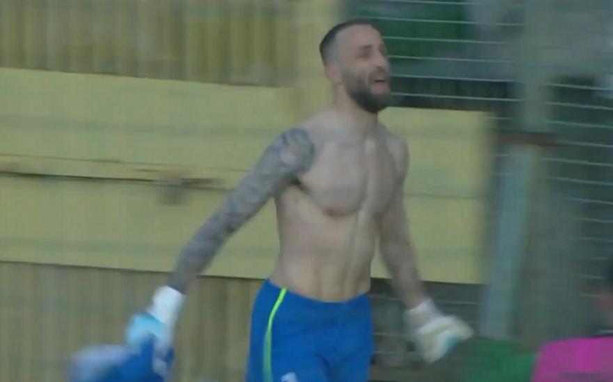 Ο τερματοφύλακας έσωσε την Αβελίνο με κεφαλιά, αλλά το είχε ξανακάνει πριν 11 χρόνια!