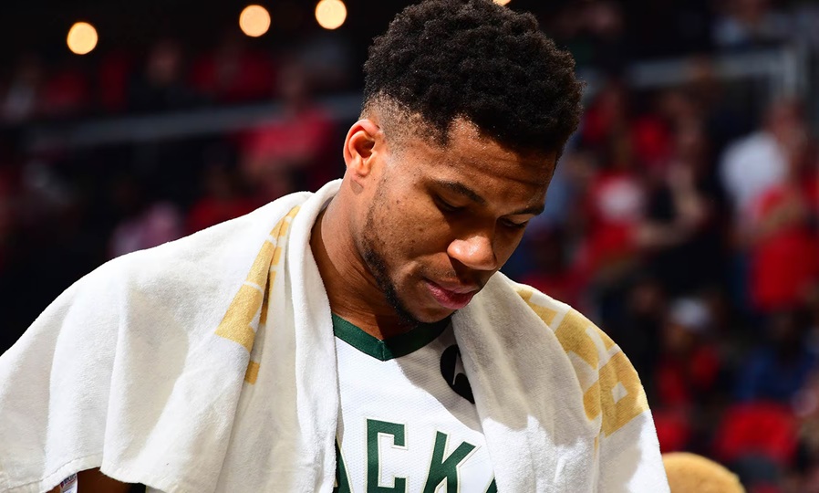 Γιάννης Αντετοκούνμπο: Όλοι οι λόγοι που δεν γίνεται να μείνει στους Μπακς