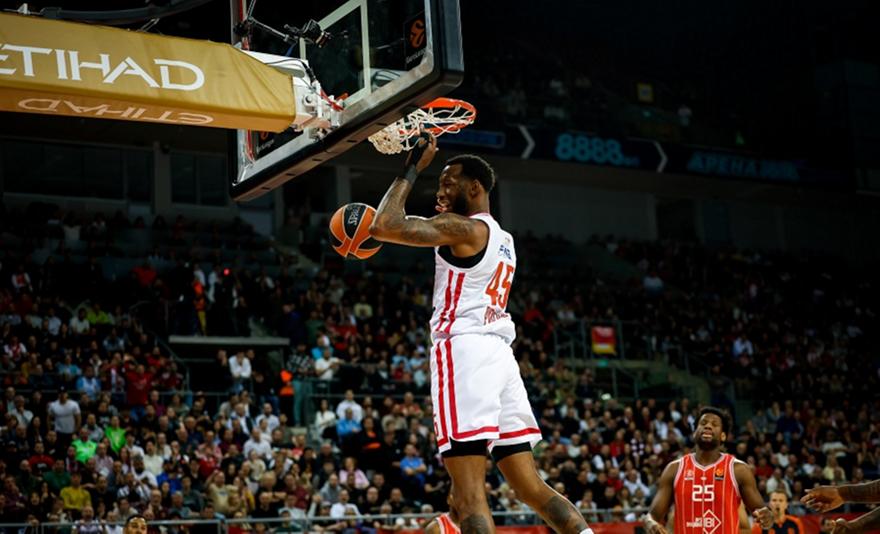 Χολ: «Να κλείσουμε δυνατά τη σεζόν»