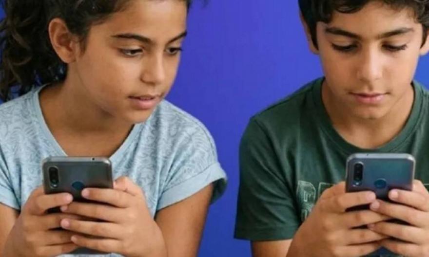 «Ψηφιακή ασπίδα» για τους ανήλικους: Σε ισχύ από το 2027 το νέο πλαίσιο