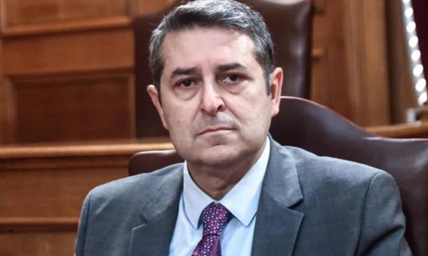 Διασωληνωμένος στη ΜΕΘ του «Ευαγγελισμού» ο Γ. Μυλωνάκης - Κρίσιμη η κατάσταση της υγείας του