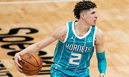 Το ΝΒΑ ξεκινά έρευνα για τον ΛαΜέλο Μπολ αναφορικά με τον τραυματισμό του Αντεμπάγιο