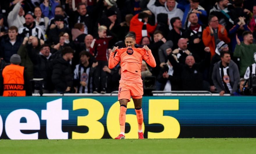 Μπαρτσελόνα: Κινδυνεύει με βαριά τιμωρία από την UEFA ο Ραφίνια μετά τις δηλώσεις κατά της διαιτησίας