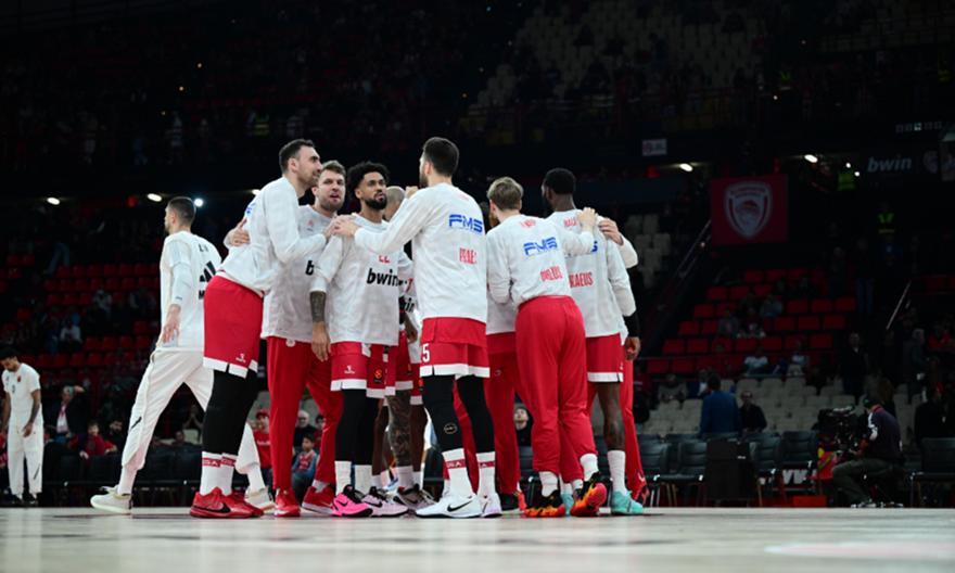 Ζέρβας: «Δίκαια τερματίζει πρώτος ο Ολυμπιακός, θα έχει έξτρα κίνητρο με την Αρμάνι»