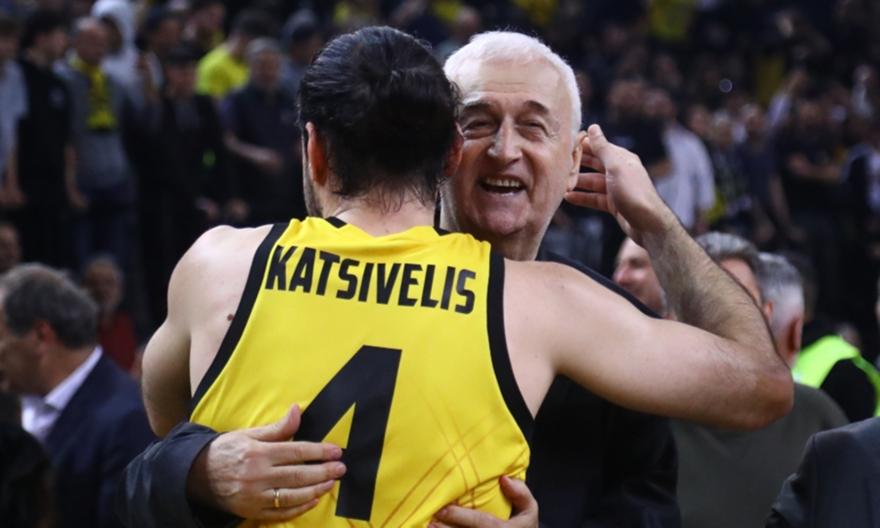 Κατσίβελης: «Πάντα βγάζουμε σκληράδα στο τέλος - Δεν είμαστε φαβορί με τη Μάλαγα αλλά θέλουμε και πάμε για την νίκη»