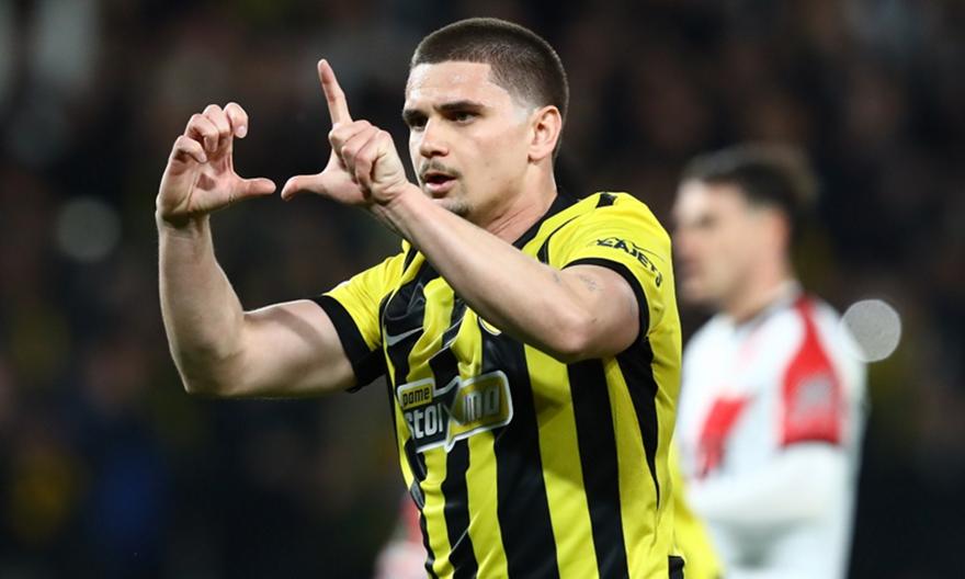 Ο Κοϊτά «χάζεψε» την άμυνα της Ράγιο, κέρδισε πέναλτι και ο Μαρίν έκανε το 2-0 μέσα σε χαμό στη Νέα Φιλαδέλφεια!