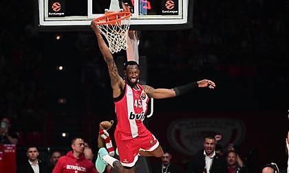 Η πρωτιά του Ολυμπιακού και η… υποχρέωση 4άδας της Φενέρ: Η βαθμολογία της Euroleague