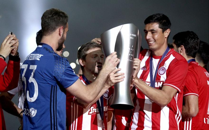 Αποσύρθηκε ο Όσκαρ Καρντόσο - Φόρεσε για 34 ματς τη φανέλα του Ολυμπιακού!