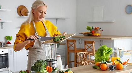 7 θρεπτικά συστατικά που σου είναι ακόμη πιο απαραίτητα όσο μεγαλώνεις