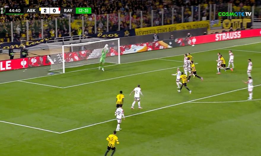 Τρομακτική οβίδα για το 3-0 της ΑΕΚ από τον Μαρίν, απέκρουσε ενστικτωδώς ο Μπατάγια!