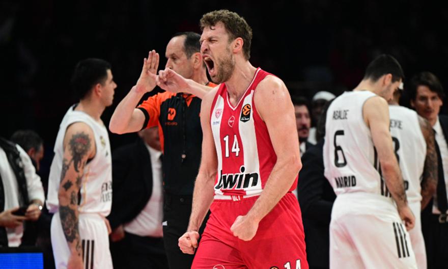 Βεζένκοφ ο πρώτος σκόρερ της σεζόν στην Ευρωλίγκα!