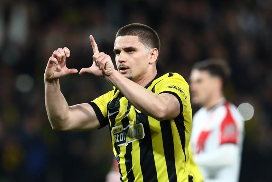 Μεγαλείο Μαρίν: Στον Μιρτσέα Λουτσέσκου η αφιέρωση στον πανηγυρισμό του