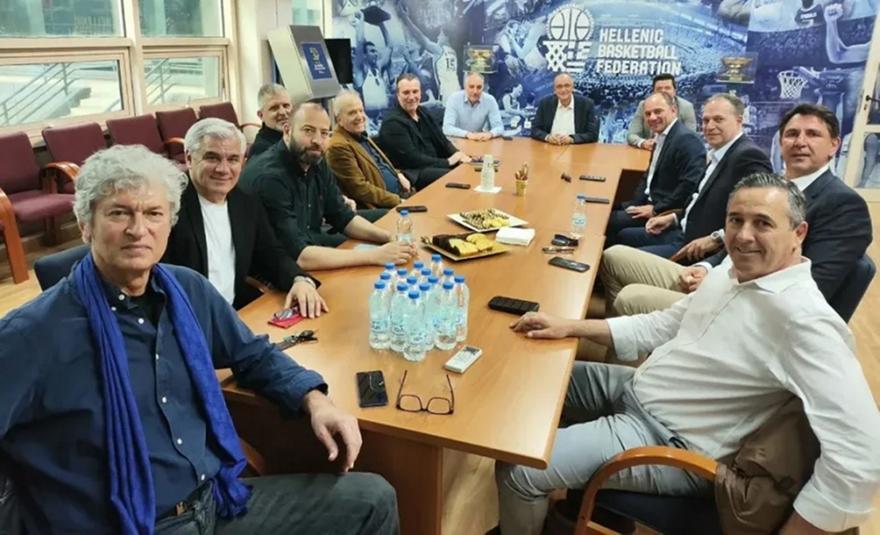 Συνάντηση ΕΟΚ και ΕΣΑΚΕ-Πρόσκληση Βεζυρτζή σε Λιόλιο για το ΠΑΟΚ-Μπιλμπάο