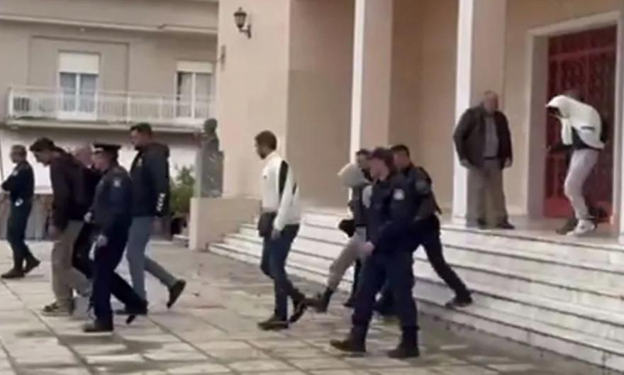 Προφυλακίστηκαν οι τρεις κατηγορούμενοι για το θάνατο της Μυρτώς στο Αργοστόλι