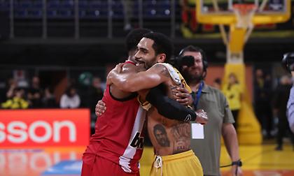 Stoiximan GBL: Ολυμπιακός-Άρης Betsson και κρίσιμο ματς στη Γλυφάδα κλείνουν την 25η αγωνιστική