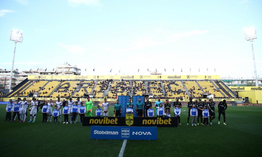 Αποκαρδιωτική η εικόνα στις εξέδρες του «Κλεάνθης Βικελίδης»: Λιγοστός κόσμος στο γήπεδο για το Άρης-Βόλος