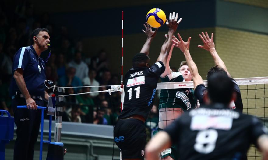 Ο πρώτος τελικός της Novibet Volley League στο Μετς: Παναθηναϊκός-ΠΑΟΚ (3ο σετ)