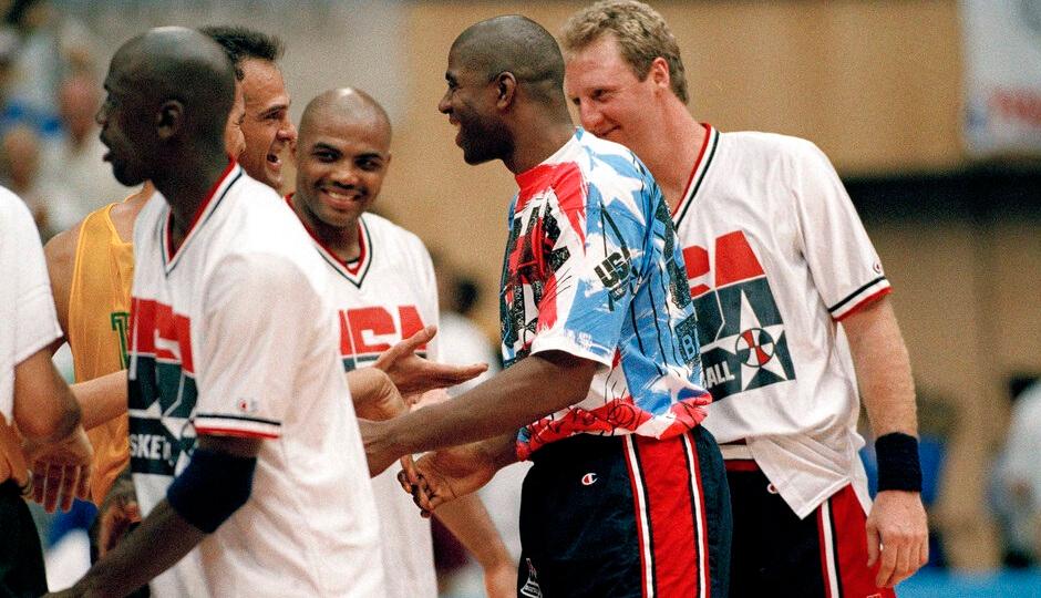 Όσκαρ Σμιντ: Ο άνθρωπος με το «Άγιο Χέρι» που άλλαξε το μπάσκετ για πάντα