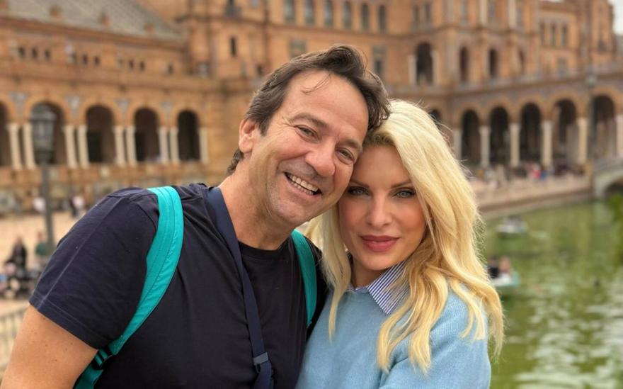 Ελένη Μενεγάκη: Από την Ισπανία στέλνει ένα μήνυμα μέσω των στίχων των Gipsy Kings