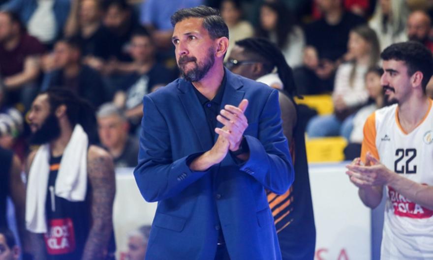 Μπατής: «Μας χτύπησαν κοντά στο καλάθι»