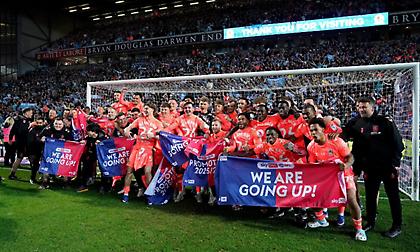 Ιστορική βραδιά για την Κόβεντρι: Επέστρεψε στην Premier League μετά από 25 χρόνια αναμονής!