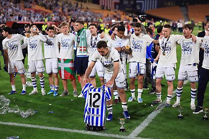Συγκίνηση στην Ισπανία: Η Ρεάλ Σοσιεδάδ αφιέρωσε το Copa del Rey στον Αϊτόρ Θαμπαλέτα