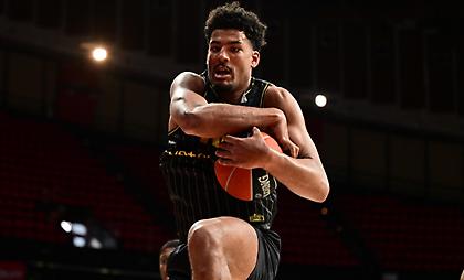 Το δυνατό ξεκίνημα του Άρη στο ΣΕΦ που έφερε διψήφια διαφορά και το 10-0 του Ολυμπιακού