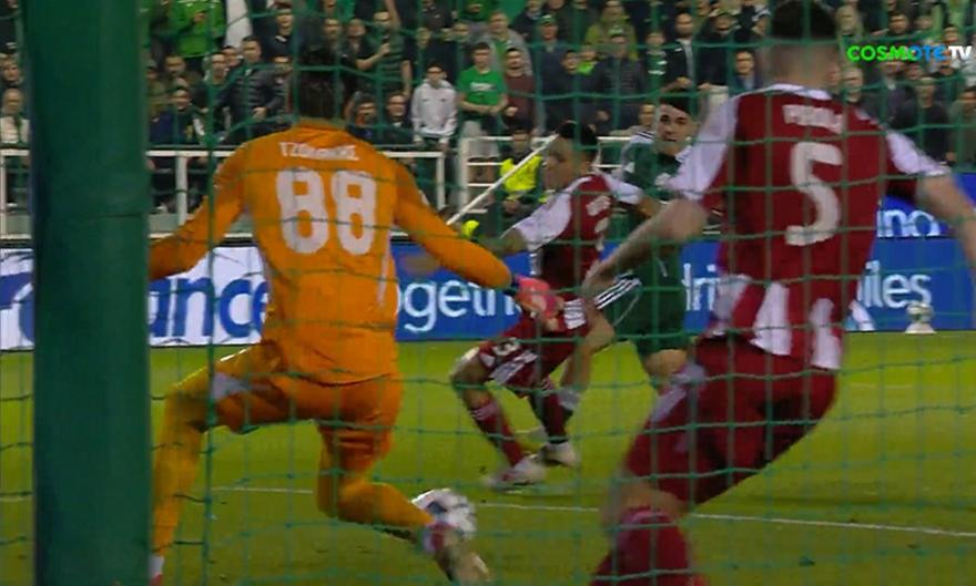 Μεγάλη ευκαιρία με τον Ταμπόρδα στο 2' ο Παναθηναϊκός, έσωσε τον Ολυμπιακό ο Τζολάκης