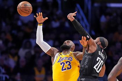 «Καθάρισαν» οι Λέικερς: Έκαναν το πρώτο βήμα απέναντι στους Ρόκετς