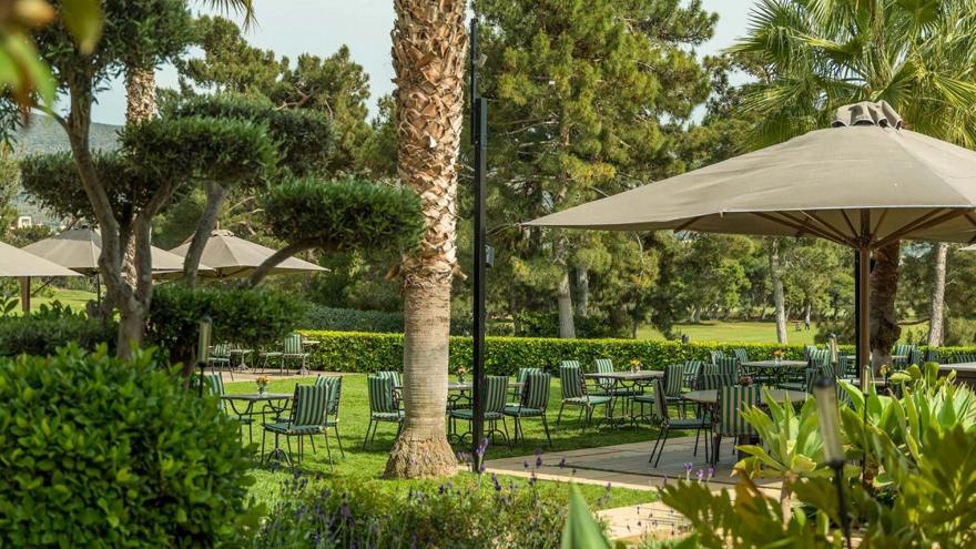 Vintage αυτοκίνητα, Texas BBQ και ρετρό μουσική στο γκολφ Γλυφάδας