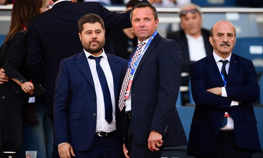 «Ευχαριστώ» από τους Έλληνες διαιτητές σε Γκαγκάτση και Λανουά για τον τελικό