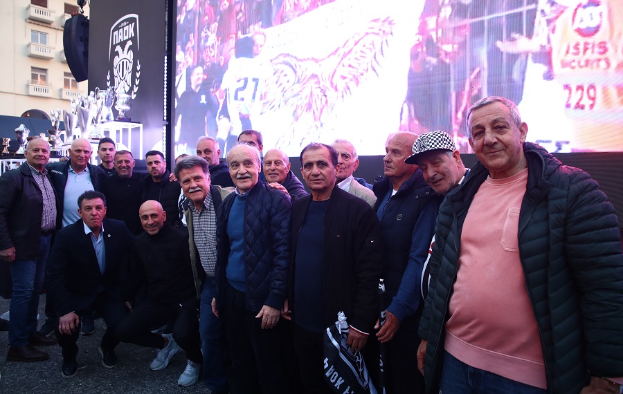 ΠΑΟΚ: Κάηκε στις 19:26 η Αριστοτέλους για τα 100 χρόνια