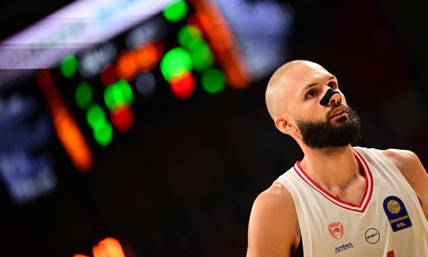 Σπόντα από Φουρνιέ: «Το να υποτιμάς κάποιον δεν σε “ψηλώνει”»