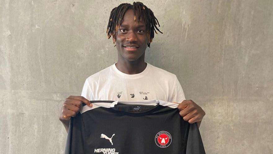 Σοκ στην Μίντιλαντ: Μαχαιρώθηκε 19χρονος παίκτης και υποβλήθηκε σε 2 επεμβάσεις!