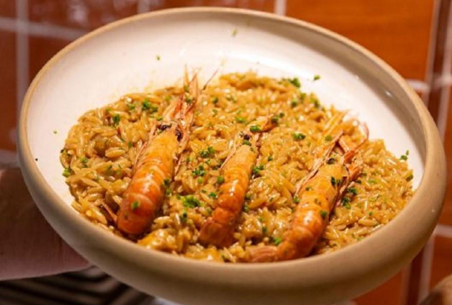 Πόσο απέχει η Φιλοθέη από τη θάλασσα; Μια Anasa δρόμο…