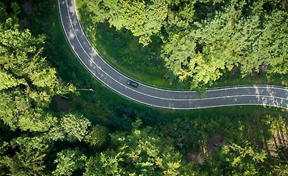 Οι Καλύτερες Διαδρομές για Ανοιξιάτικο Road Trip