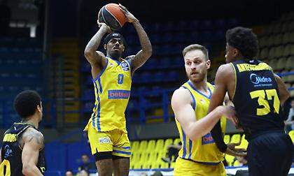 Άντεξε στην αντεπίθεση του Άρη και κρατά την 5η θέση το Περιστέρι