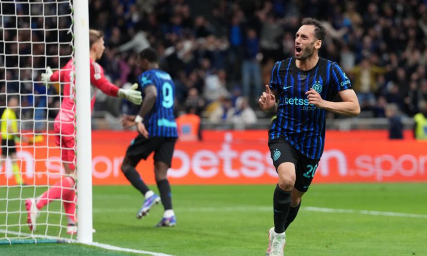 Ατσάλινη Ίντερ, ανέτρεψε την Κόμο στα τελευταία λεπτά και προκρίθηκε στον τελικό του Κυπέλλου Ιταλίας!