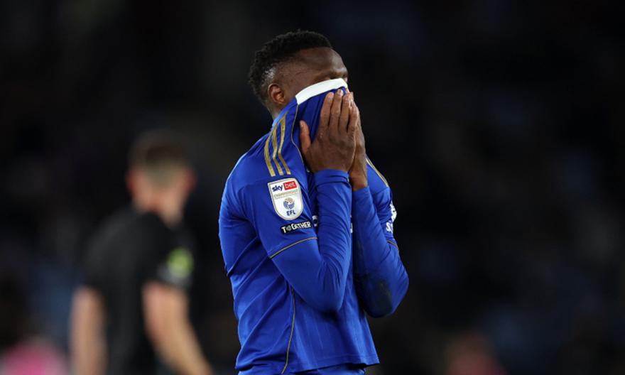 Οδυνηρός υποβιβασμός από την Championship για τη Λέστερ!